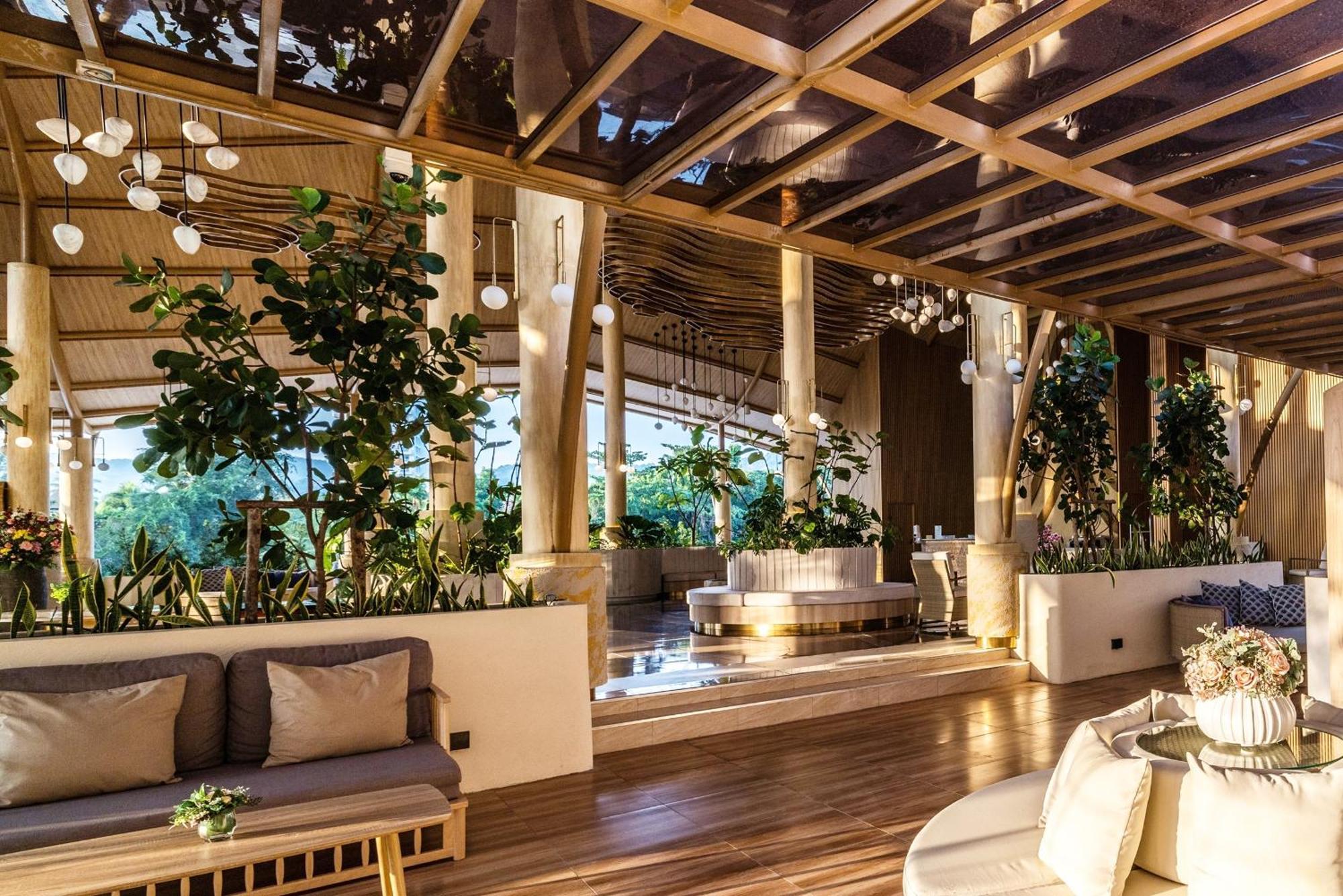 Karon Phuket Emerald Beach Resort מראה חיצוני תמונה