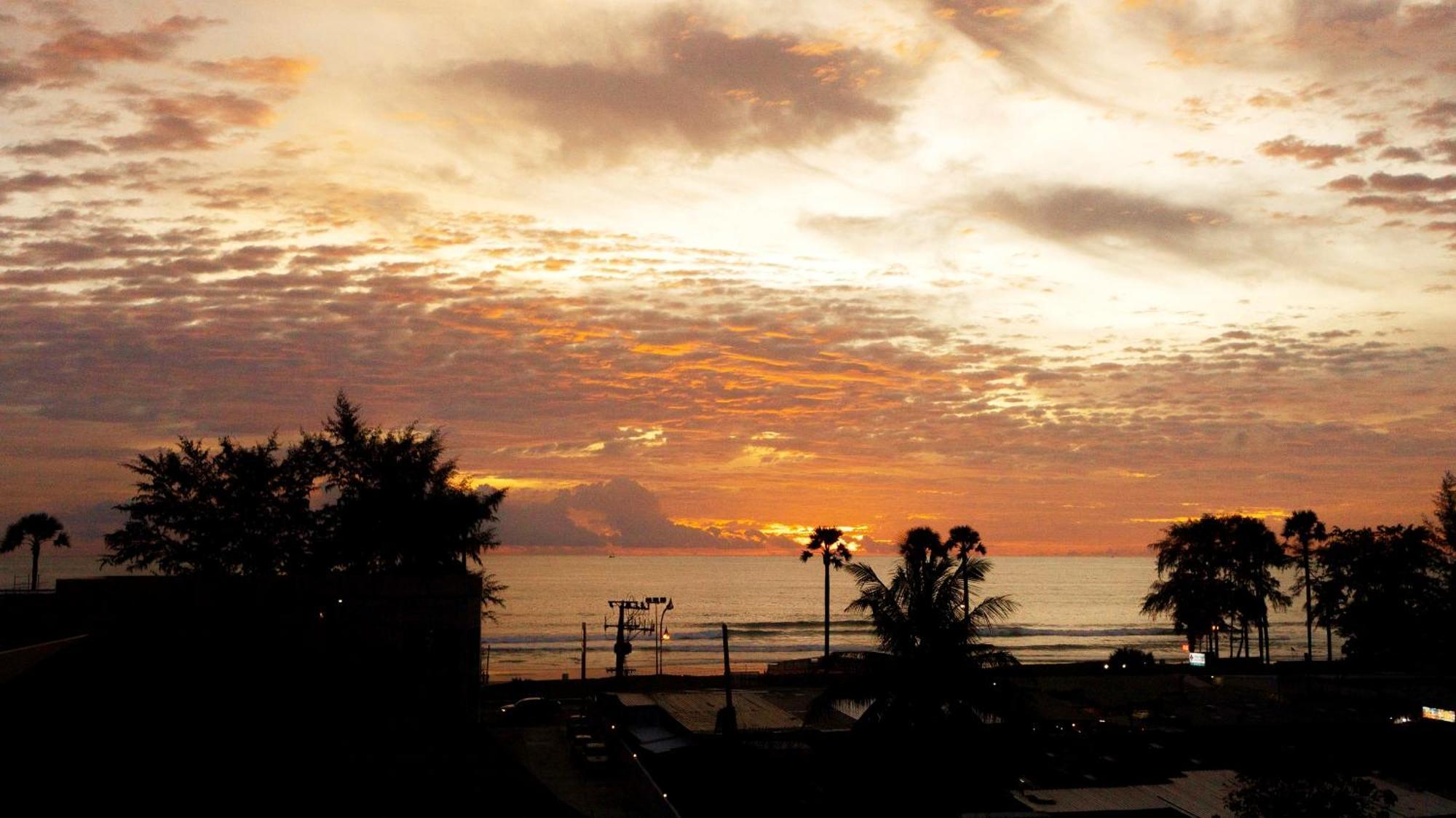 Karon Phuket Emerald Beach Resort מראה חיצוני תמונה